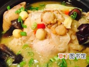 韩国旅游必吃美食 参鸡汤是韩国一道著名的代表性美食