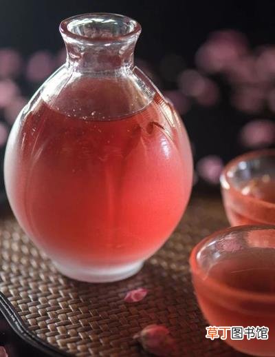 桃花酒和桃花酿的区别，桃花醉#秘酿桃花酒