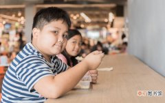 肥胖会影响孩子发育吗？