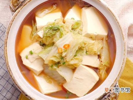 白菜炖豆腐，冬日里的家常菜！