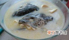 三文鱼头汤的家常做法 如何做三文鱼头汤
