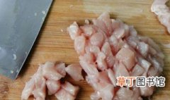 鸡胸肉怎么煮才嫩 鸡胸肉煮嫩的方法