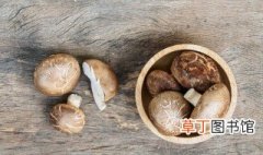 土豆炒香菇的家常做法大全窍门 香菇炒土豆怎么做好吃又简单