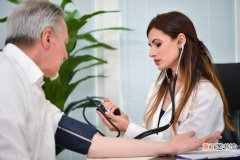 低血压是怎么引起的,有什么危害怎样治疗