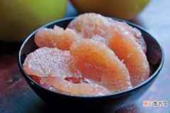 柚子的功效及副作用 吃柚子的好处和坏处