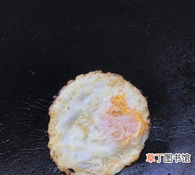 怎么煮鸡蛋面好吃又简单 西红柿鸡蛋面的做法
