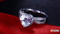 结婚买什么戒指好 结婚买什么戒指