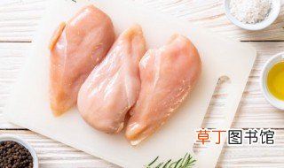 做地锅鸡需要哪些食材 什么鸡适合做地锅鸡