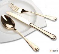分享吃西餐的注意事项让你应对自如 左手拿刀右手拿叉是正确的