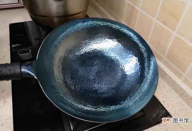 教你区分不同铁锅学会后开锅更好用 铸铁锅和生铁锅的区别