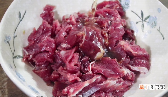 青豆炒牛肉的做法教程 青豆怎么做好吃又简单
