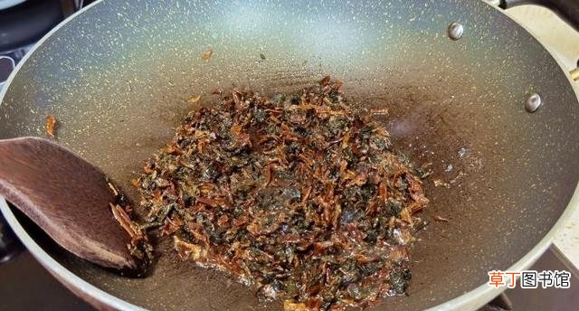 梅干菜肉饼的具体做法 自制梅干菜三蒸三晒的方法