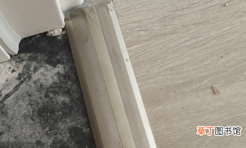 木地板封边条用什么胶粘最好_木地板收口条松了怎么修