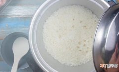 蒸米饭怎样才能更香糯好吃 用蒸锅蒸米饭多长时间最好