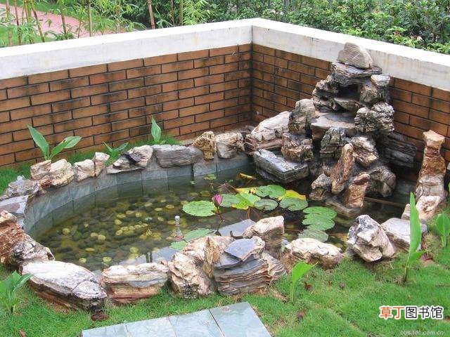 各位讲一讲庭院用方形鱼池可以不