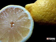 柠檬水的功效和作用 夏季最适宜喝柠檬片泡水