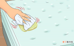 清理床垫上的尿渍方法 床垫上的尿渍怎么去除