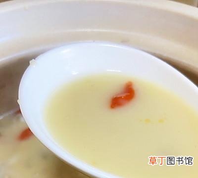 天麻鱼头汤的做法教程图解 天麻鱼头汤的做法和功效