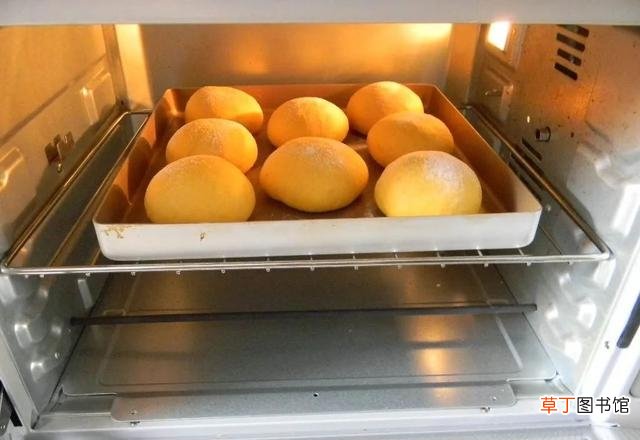 烤箱运行的时候可以开门吗 怎样预热烤箱温度