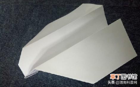 飞的最远的纸飞机教程 怎样折才能飞得最远的飞机