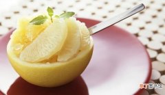 柚子禁忌和功效这5种人不宜吃 哪五类人群不宜吃柚子