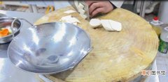 清炒杏鲍菇的简单做法教程 杏鲍菇焯水多长时间才熟