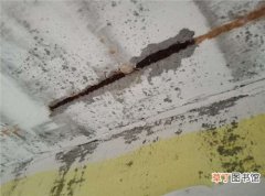 天花板露钢筋怎么修补