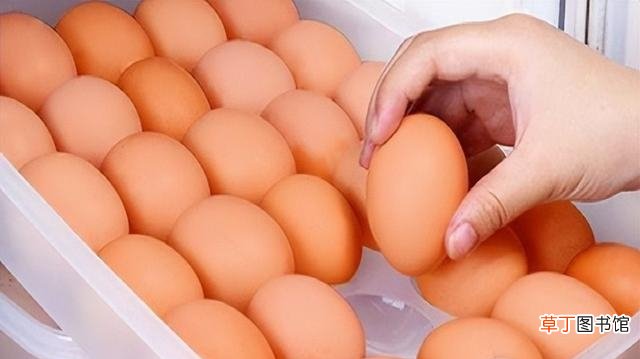 辨别鸡蛋是否新鲜小技巧 几个鸡蛋约重一斤呢