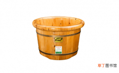 泡脚桶买木头的和塑料的哪个好_泡脚桶木桶和塑料桶的区别
