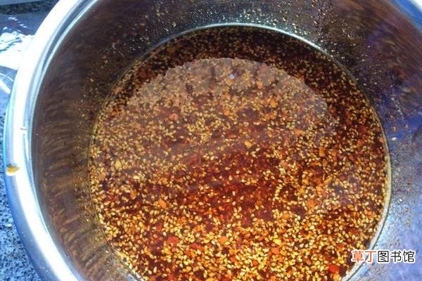 辣椒精怎么和油兑用 辣椒油如何做
