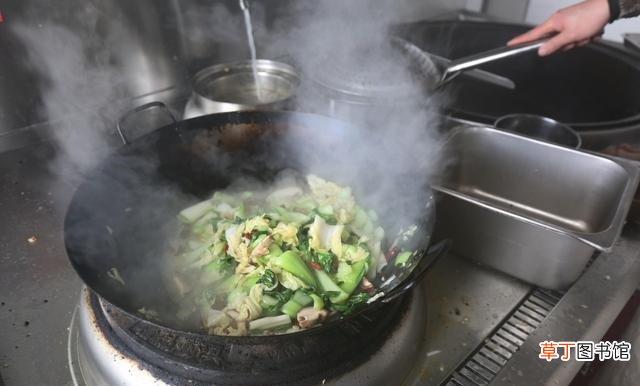 煮菜和炒菜的差别 长期吃水煮菜的危害有哪些