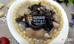 营养猪脚汤的做法教程分享 产妇催奶清炖猪蹄的家常做法