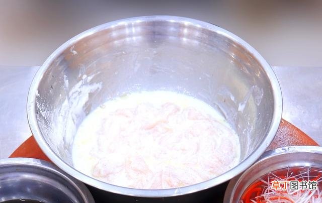 锅包肉的正确做法教程 锅包肉用的什么淀粉