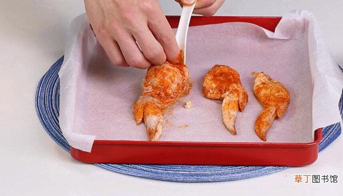 鸡翅包饭的做法 鸡翅包饭的家常做法