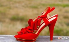 挑选婚鞋的注意事项 婚鞋是男方买还是女方买呢