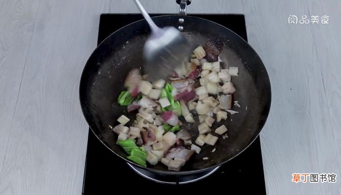 老腊肉炒藕丁怎么做老腊肉炒藕丁的做法