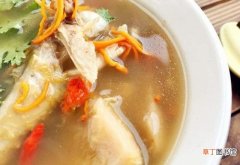 榴莲炖鸡的做法教程分享 榴莲煲鸡汤是用榴莲壳还是榴莲肉