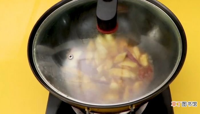 腊肠焖土豆的做法腊肠焖土豆怎么做