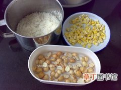 莲子玉米饭的做法