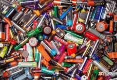 废旧电池正确处理方式 废旧电池是什么垃圾呢