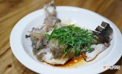 清蒸笋壳鱼鲜嫩润滑的做法 笋壳鱼怎么做好吃又简单
