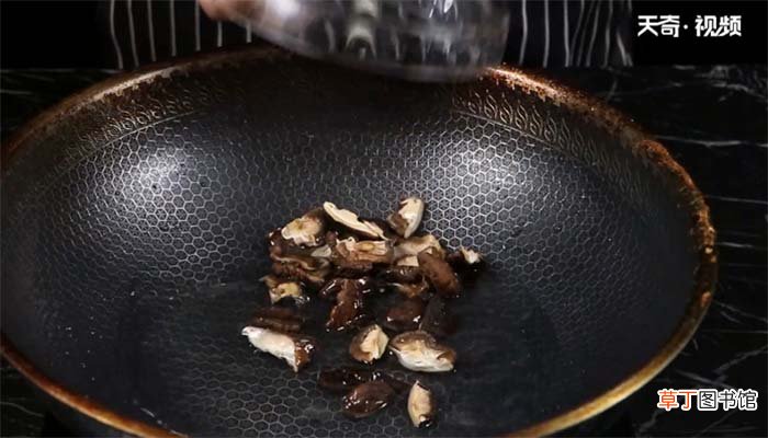 油焖笋菇的做法 油焖笋菇怎么做