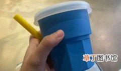 硅胶水杯不能装开水吗 硅胶水杯可以装开水吗