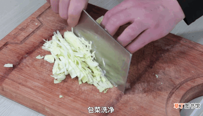 红萝卜包菜洋葱丝做法红萝卜包菜洋葱丝怎么做