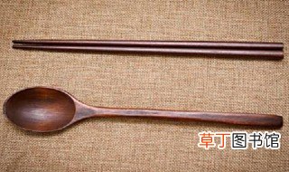 长期用不锈钢筷子好吗 不锈钢筷子吃饭的危害