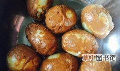 红泥咸鸭蛋的腌制方法 红泥腌咸鸭蛋的烹饪技巧分享
