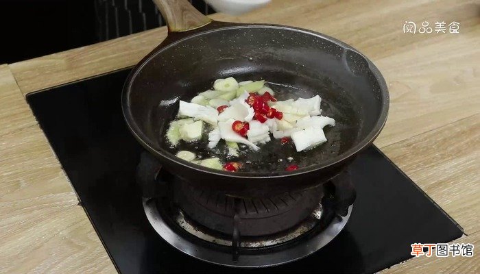 酸汤泡菜煮黄喉的做法 酸汤泡菜煮黄喉怎么做好吃