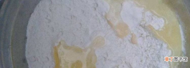 中筋面粉怎么变成高筋面粉，如何将中筋面粉变成低筋和高筋面粉