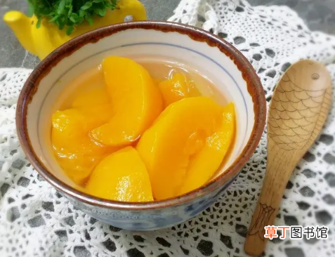 做黄桃罐头黄桃和冰糖的比例是多少 做黄桃罐头用黄冰糖还是白冰糖