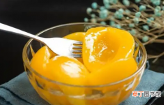 做黄桃罐头为什么要用盐水泡一下 做黄桃罐头为什么要用盐水泡